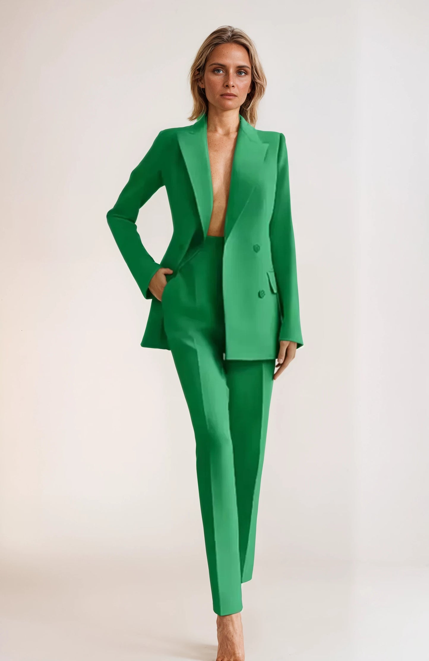 Women’s Blazer Pantsuit – Elegant Business Suit for Office & Special Occasions