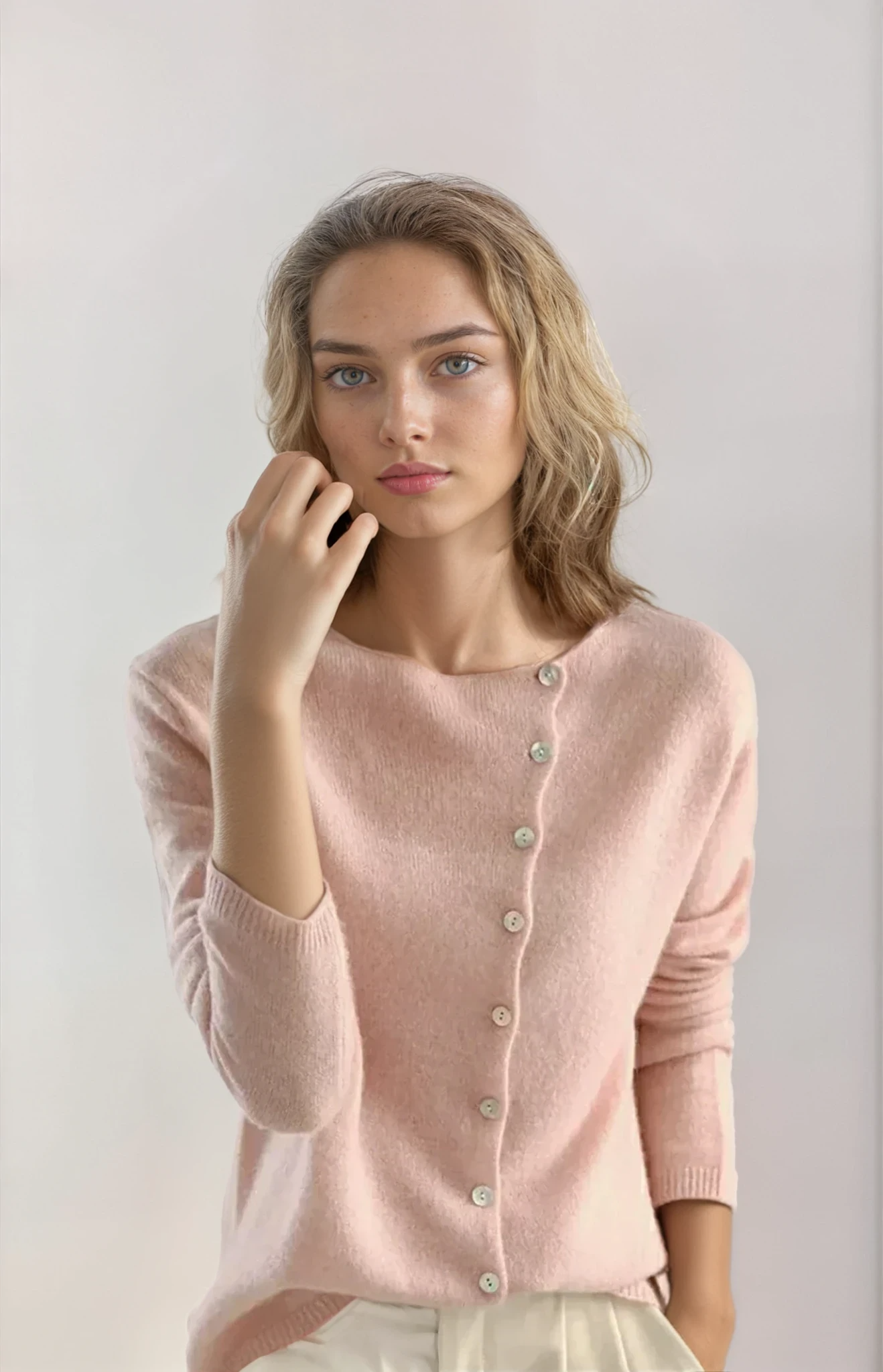 Women’s Casual Cardigan with Asymmetric Button Closure – Comfortable & Stylish Knit Jacket