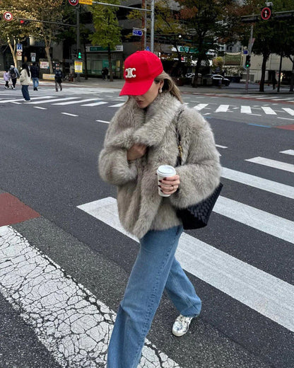 Luxury Faux Fur Coat for Women – Elegant and Warm Winter Jacket