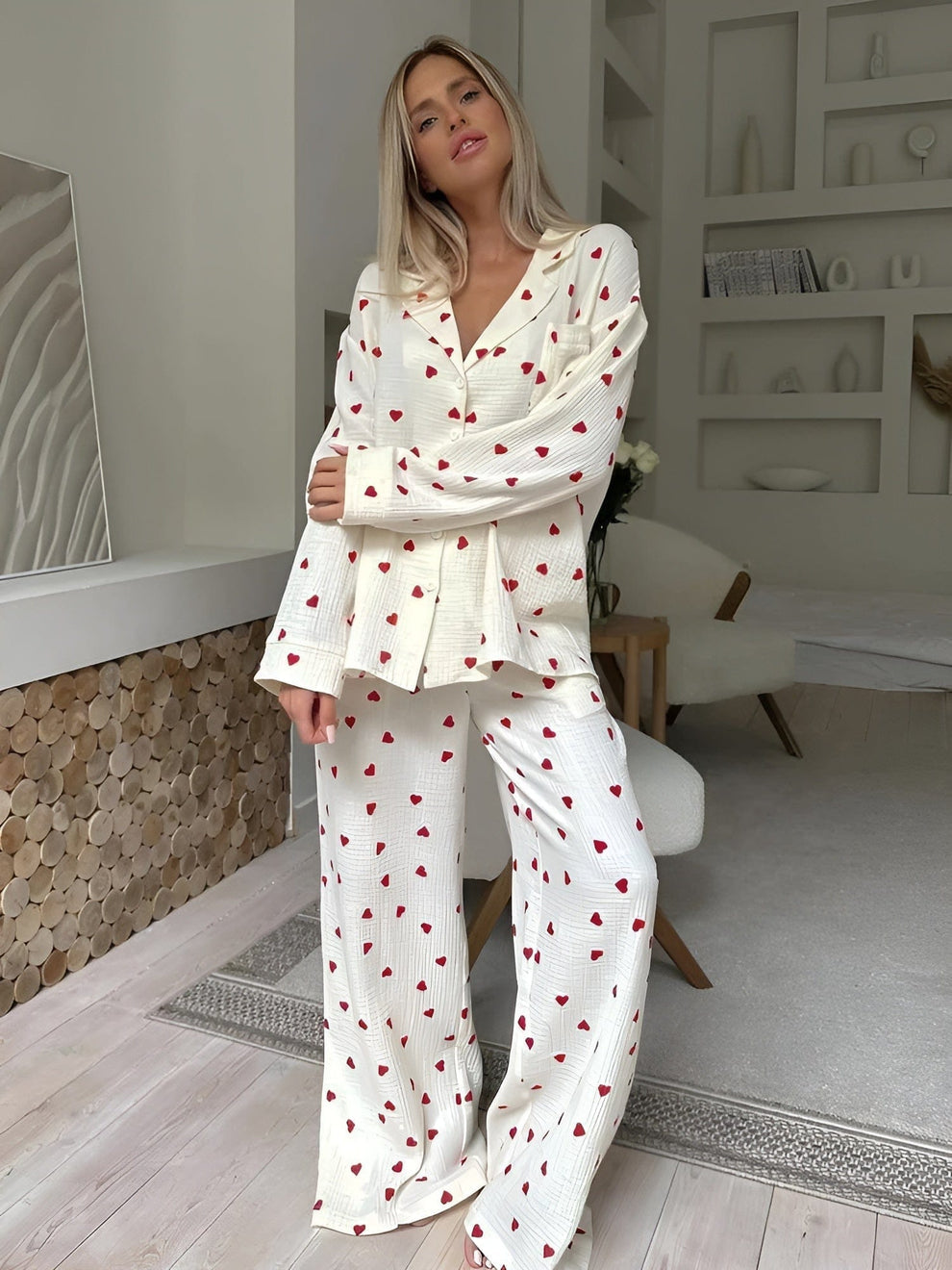 Women’s Heart Print Pajama Set – Comfortable and Stylish Lounge Sleepwear