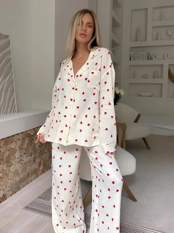 Women’s Heart Print Pajama Set – Comfortable and Stylish Lounge Sleepwear