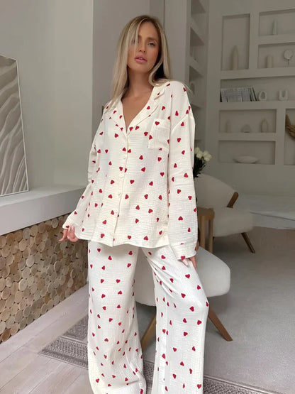 Women’s Heart Print Pajama Set – Comfortable and Stylish Lounge Sleepwear